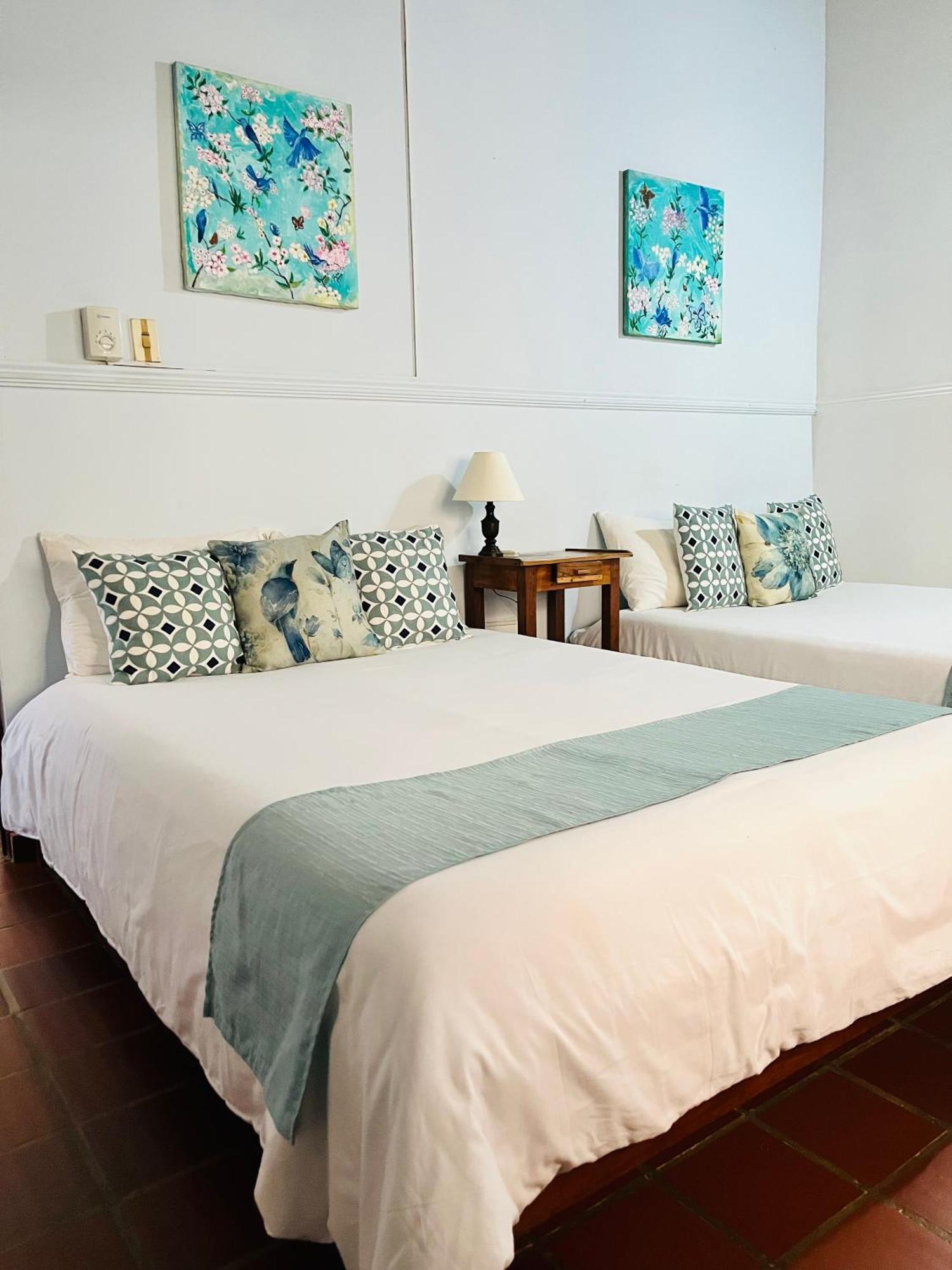 Casa Isabelita Hotel มอมโปส ภายนอก รูปภาพ