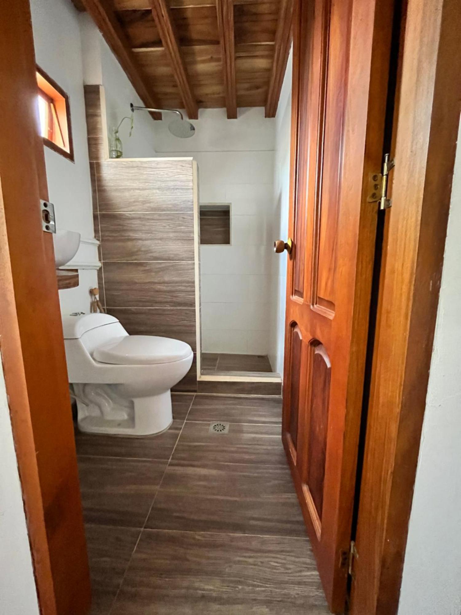 Casa Isabelita Hotel มอมโปส ภายนอก รูปภาพ